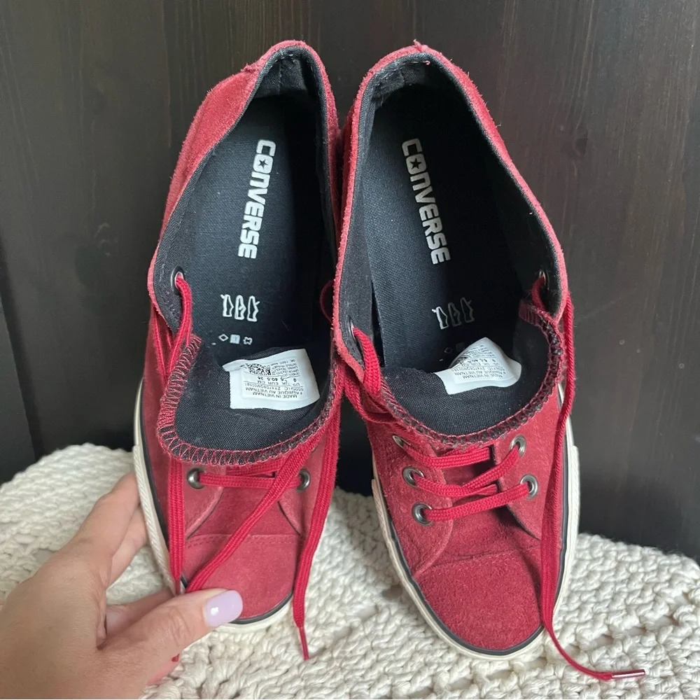 Converse Chuck Taylor All Star Wedge Platform Hi Top Shoes Women's Red Suede 9